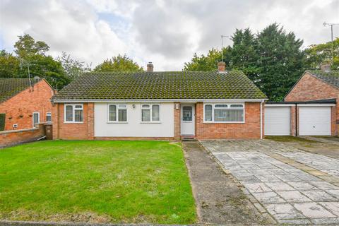 4 bedroom semi-detached bungalow for sale