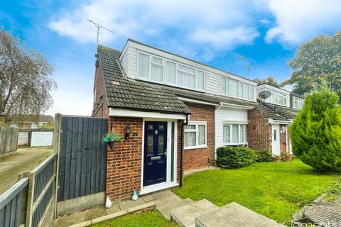 Glamis Close, Hemel Hempstead HP2 3 bed semi
