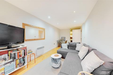 Fairfield Road, London E3 2 bed apartment for sale