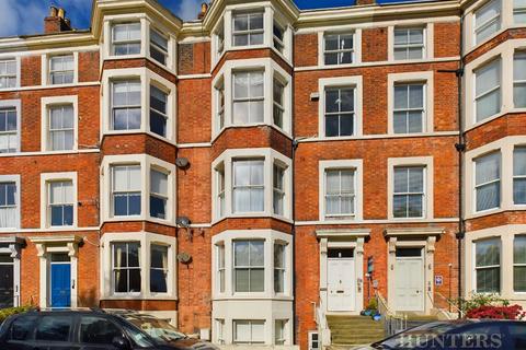 Prince Of Wales Terrace, Scarborough 2 bed flat for sale