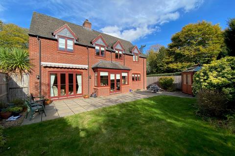 Hastings Pool, Malvern 4 bed detached house for sale