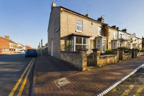 Alma Road, Peterborough, PE1 3 bed semi