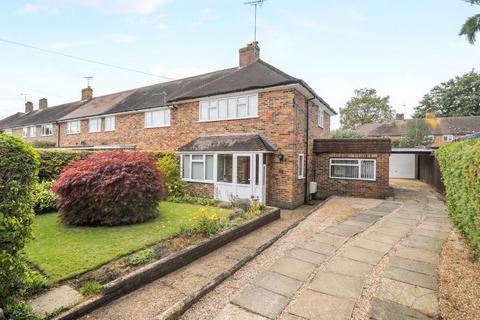 The Horseshoe, Surrey GU7 2 bed end of terrace house for sale