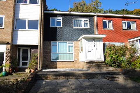 The Hoe, Watford WD19 3 bed terraced house for sale