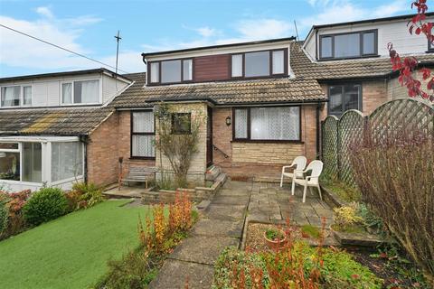 Larkfield Avenue, Rawdon, Leeds 3 bed terraced bungalow for sale