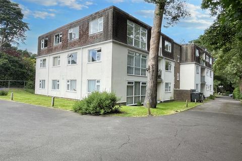 Bournemouth 2 bed flat for sale