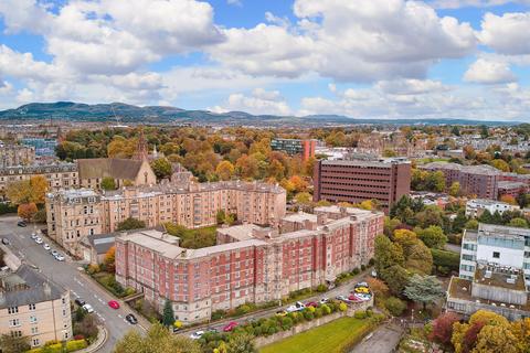 35 Learmonth Court, Comely Bank... 2 bed flat for sale