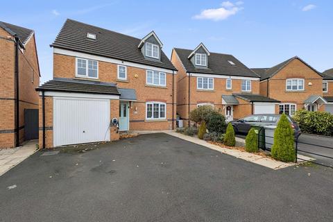 Kestrel Walk, Sandbach 5 bed detached house for sale