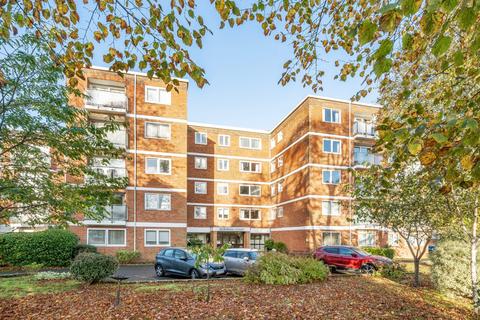 Craneswater Park, Hampshire PO4 2 bed flat for sale