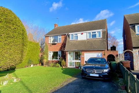 Evesham Road, Astwood Bank, Redditch 4 bed detached house for sale