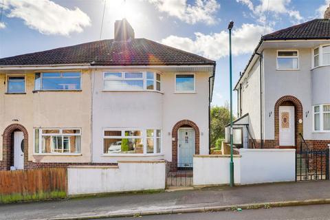 Radstock Road, Thorneywood NG3 3 bed semi