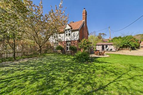 Sopley, Christchurch, Dorset, BH23 3 bed detached house for sale