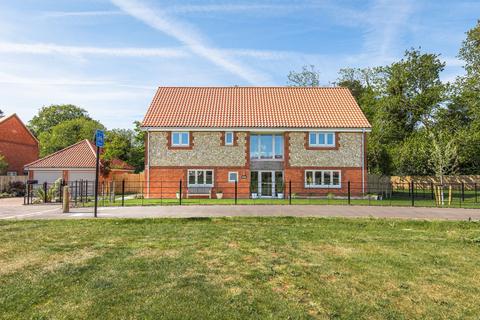 Docking 4 bed detached house for sale