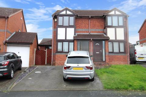 Fox Foot Drive, Brierley Hill 3 bed semi