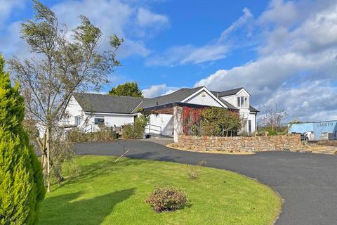 4 bedroom bungalow for sale