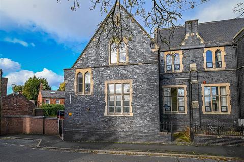 4 Listley Court, Listley Street... 2 bed mews for sale