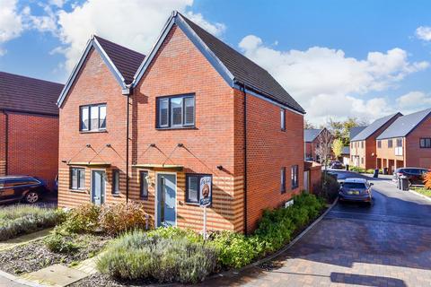 Albertine Road, Langley, Maidstone, Kent 2 bed semi