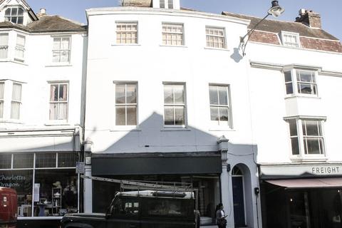High Street, Lewes 2 bed maisonette for sale