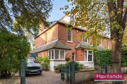 Dryden Road, Enfield 5 bed house for sale