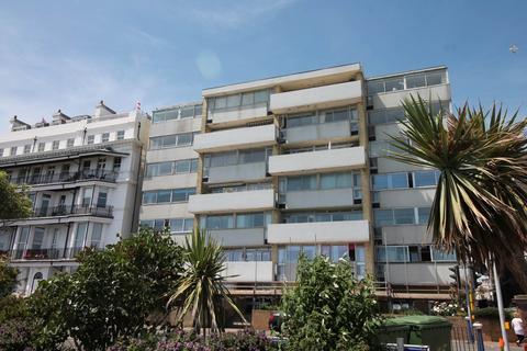 Grand Parade, Eastbourne 2 bed flat for sale