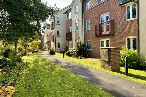 Kings Meadow Court, Lydney, GL15 5JU 1 bed flat for sale