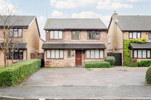 Dukes Ride, Bishop's Stortford... 4 bed detached house for sale