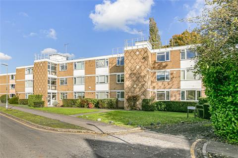 Boreham Holt, Elstree, Borehamwood... 2 bed apartment for sale