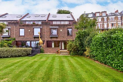 Northumberland Place, Richmond Hill... 4 bed house for sale