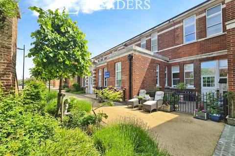 Huxley Way, Gosport, Hampshire 2 bed apartment for sale