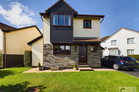 Manor View, Newton Abbot 3 bed detached house for sale