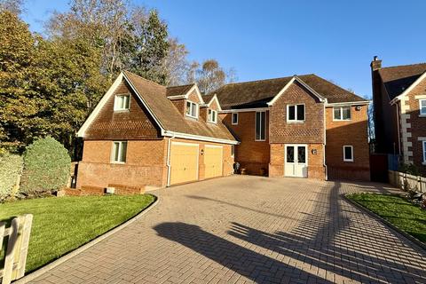 Portmore Close, Broadstone 5 bed detached house for sale