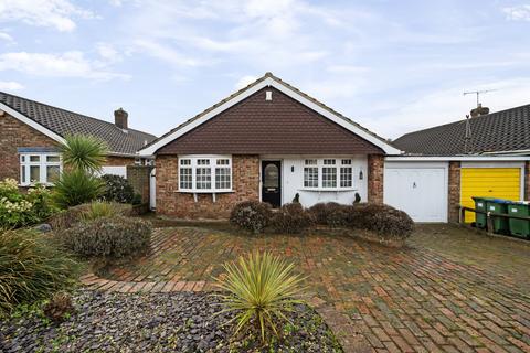 Oakley Park, Bexley DA5 3 bed detached bungalow for sale