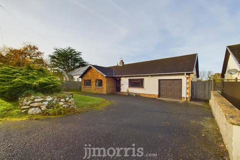 Croesyllan, Llangoedmor, Cardigan 3 bed detached bungalow for sale