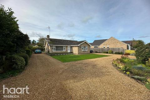 Upwell Road, Christchurch 3 bed detached bungalow for sale