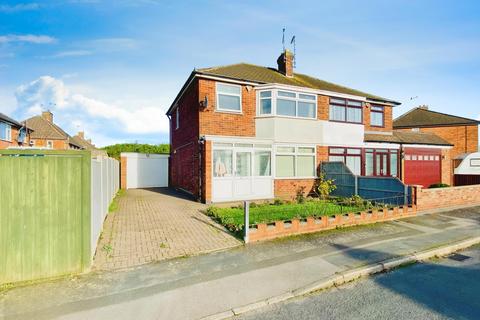 Belvoir Drive, Syston, LE7 3 bed semi