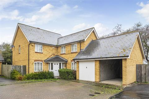 Pippin Close, Ash CT3 4 bed detached house for sale