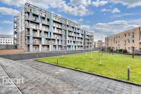 Warren Close, Cambridge 1 bed apartment for sale