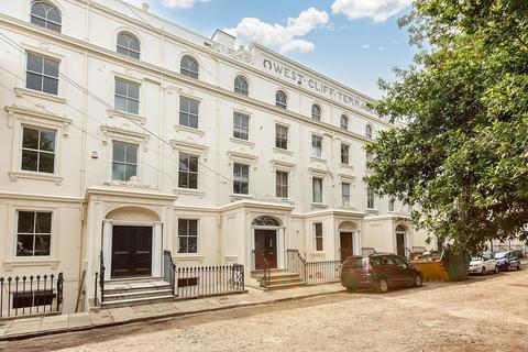 Westcliff Terrace Mansions, Ramsgate... 3 bed flat for sale