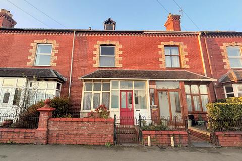 IDRIS VILLAS, TYWYN LL36 4 bed terraced house for sale