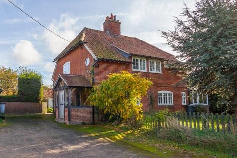 Blaxhall, IP12 2DY 4 bed detached house for sale