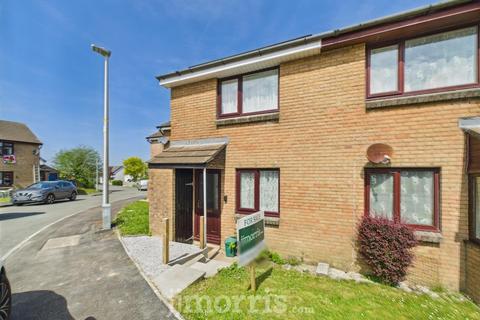 6 Tlysfan, Fishguard 2 bed terraced house for sale