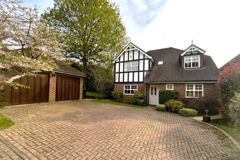 Laurel Bank, Felden, Hemel Hempstead HP3 4 bed detached house for sale