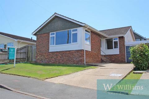 Verwood Drive, Binstead  CHAIN FREE 3 bed detached bungalow for sale