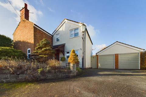 The Hurst, Frodsham WA6 3 bed detached house for sale