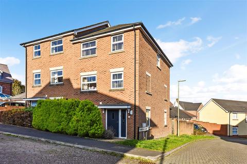 Yarrow Close, Andover 3 bed semi