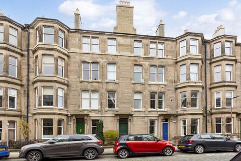 9/9 Comely Bank Place, Stockbridge... 2 bed flat for sale