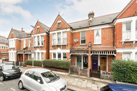 Yukon Road, London SW12 2 bed maisonette for sale