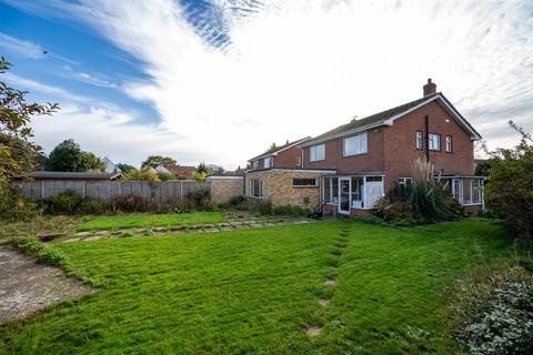Hollow Lane, Hayling Island PO11 3 bed house for sale
