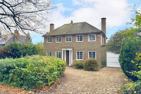 Lime Avenue, Camberley, Surrey, GU15 3 bed detached house for sale