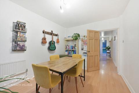 Sweyn Place, London 3 bed apartment for sale